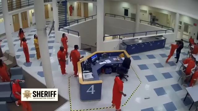 Washington County jail inmate attacks deputy смотреть онлайн