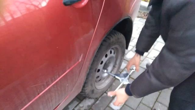 Замена летней резины на зимнюю смотреть онлайн