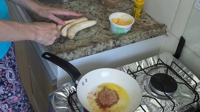 БРАЗИЛЬСКАЯ КУХНЯ/ Бананы в карамели. Вкусный десерт за 1 минуту! смотреть онлайн