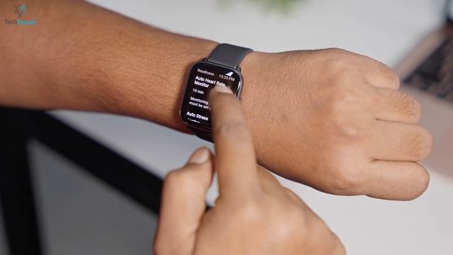 Amazfit Active Review - Simple Yet Powerful смотреть онлайн