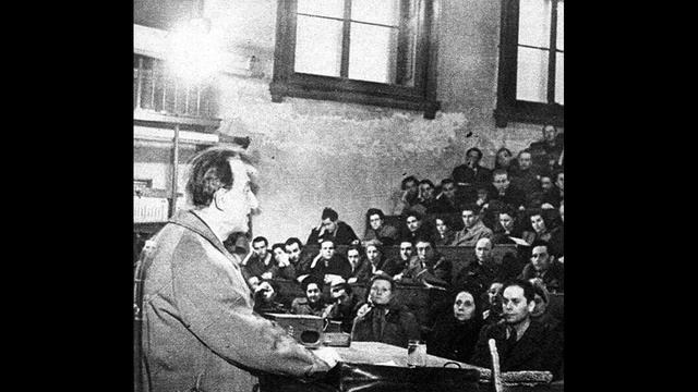 dr. László András: Materializmus és eretnekség смотреть онлайн