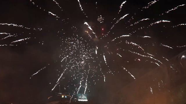 Будапешт. Салют на Новый год - 2019. смотреть онлайн