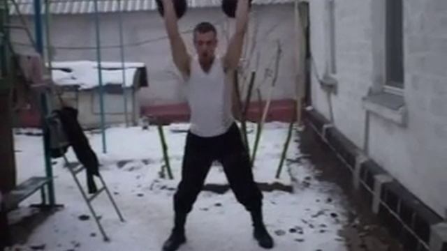 Рывок двух гирь 16 кг на время 2 мин .55 раз смотреть онлайн