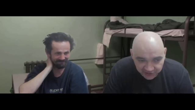АНДРЕЙ ЩАДИЛО И ВОЗДУШНАЯ ТРЕВОГА | РАЗБОРКА С МУСОРАМИ смотреть онлайн