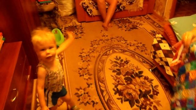 Влог: Запекаем кабачок и картошку. Новые шлёпки. Покупки из Брянска...2 часть. смотреть онлайн