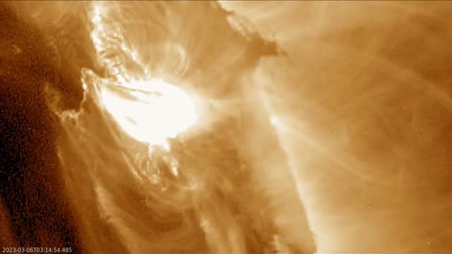 Ответ: Солнце, солнечные лучи, космос ... смотреть онлайн