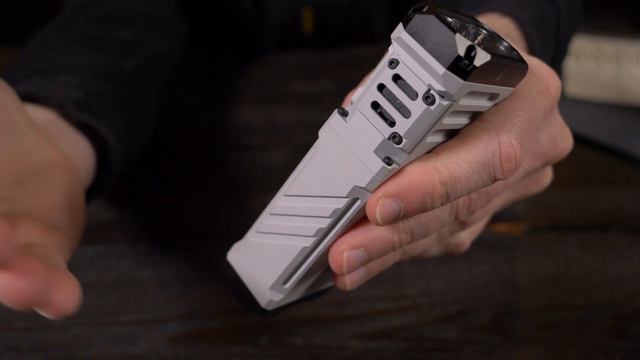 Wuben X-1 Falcon 12,000 Lumen Flashlight! Beam Test & Review! (Most powerful EDC flashlight?) смотреть онлайн