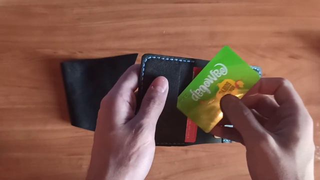 Бифолд из натуральной кожи смотреть онлайн