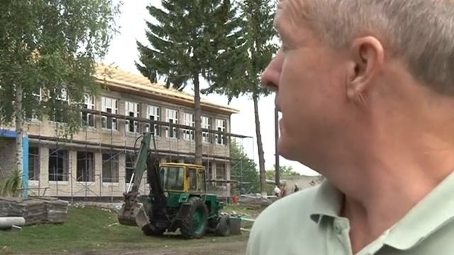 В Богословке проходит капитальный ремонт местной школы смотреть онлайн