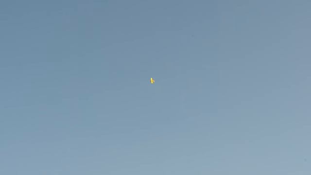 первый взлет самолета_piper Cub J3_ Старобешево 04.05.2013