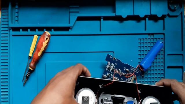 JBL ??? wireless speaker disassemble смотреть онлайн