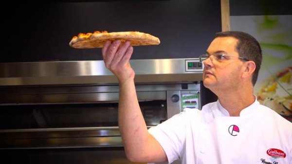 Cuisson des pizzas : fours et choix du fromage à pizza