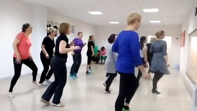 Жить Здорово! Танцы в Гранде. Часть 1. смотреть онлайн