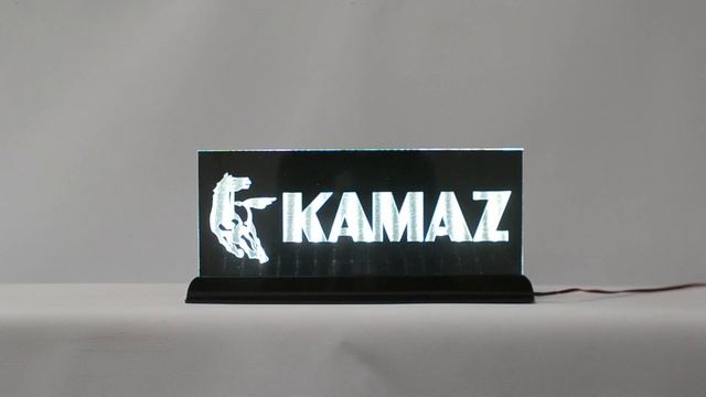 Табличка светящаяся Kaмаз (KAMAZ) белая 30х10 см 24 В смотреть онлайн