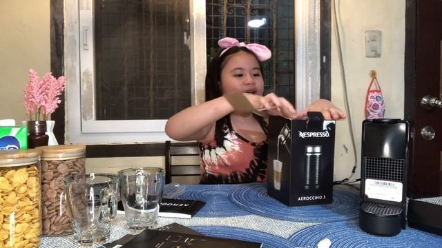 NESPRESSO ESSENZA MINI WITH AEROCCINO 3 | UNBOXING AND REVIEW | VLOG #22 смотреть онлайн