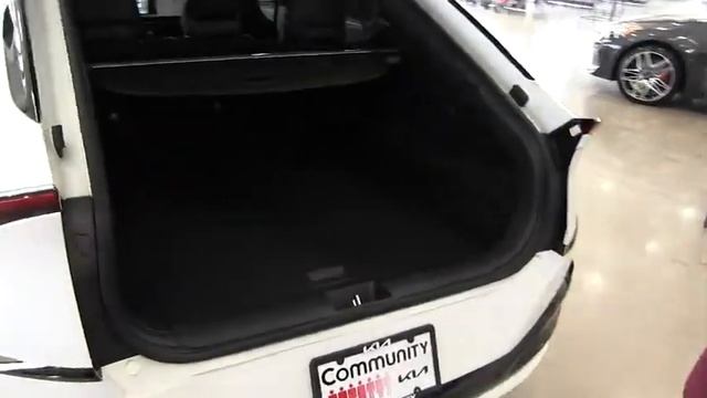 2023 Kia EV6 Walkaround | Community Kia смотреть онлайн