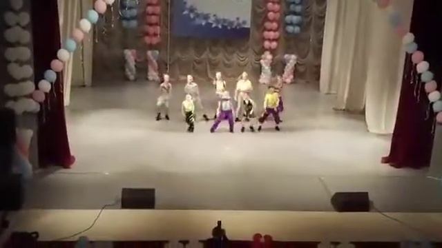 Ребята с нашего двора смотреть онлайн