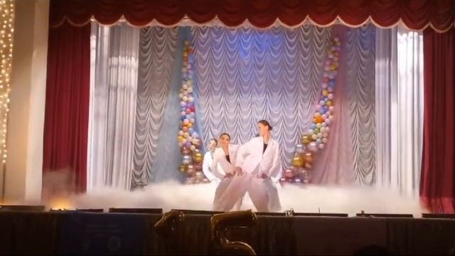 финал( без остановки) 15 лет в месте смотреть онлайн