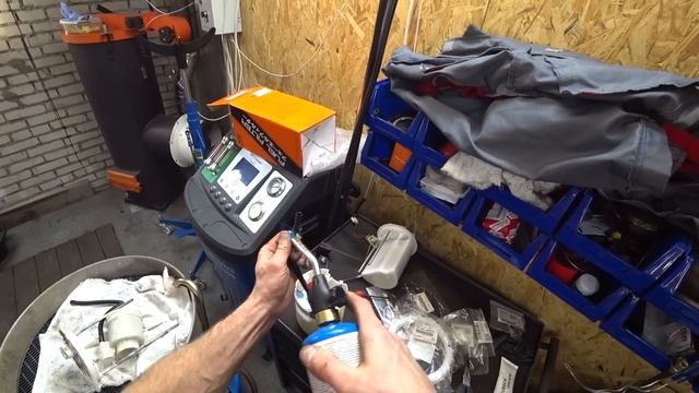 Lexus RX270 Замена топливного фильтра, а оказался он не тот. смотреть онлайн