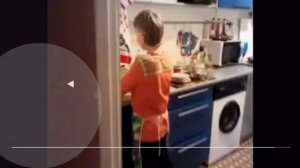 я мою посуду 9 минут