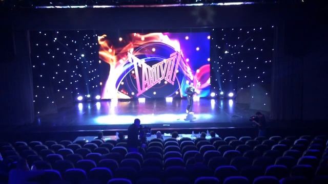 "Танцуй" на Первом. Кастинг 18. Бетмен) смотреть онлайн