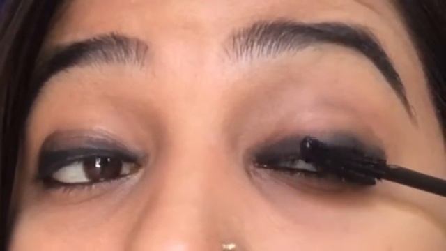 Review & Demo: Maybelline Lash Sensational Mascara смотреть онлайн