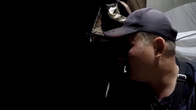 ОН ПРИШЁЛ после УРАГАНА. НОЧЬ на ОСТРОВЕ. Ловля САЗАНА смотреть онлайн