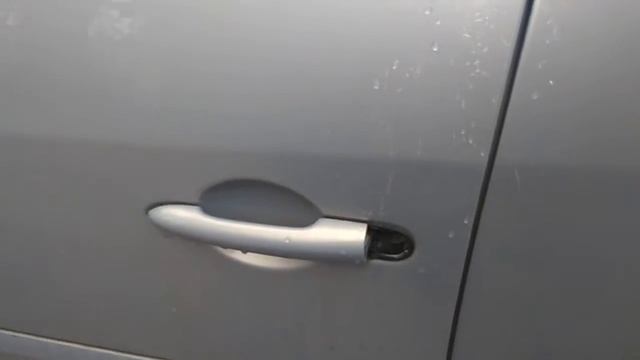RENAULT ESPACE 4. Снятие / установка личинки замка. Новый ключ-карта. смотреть онлайн
