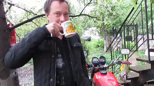Купил первый мотоцикл. Доехал до гаража и всё... смотреть онлайн