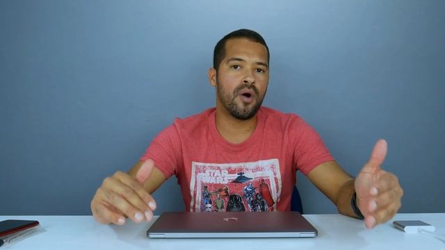 O MACBOOK PRO COM TOUCH BAR É BEM CARO, MAS VALE A PENA? ? смотреть онлайн