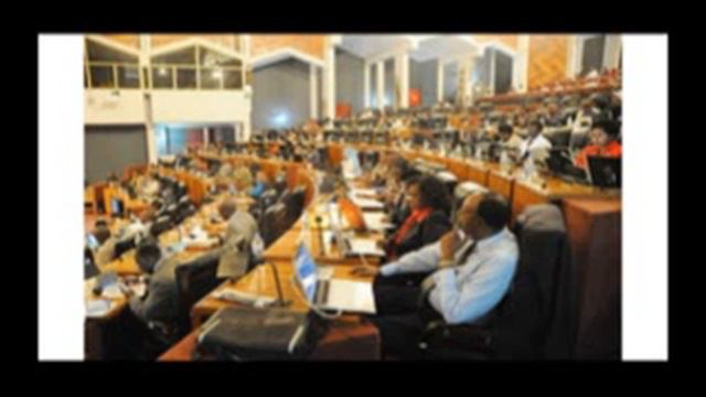 IJAMBO RYA PEREZIDA WA SENA ,BERNARD MAKUZA KU GUHINDURA INGINGO Y'101 смотреть онлайн