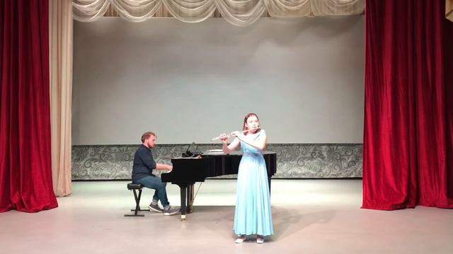 Цедова Ксения Г. Фингер «Сонатина для флейты F - dur» 1 часть смотреть онлайн