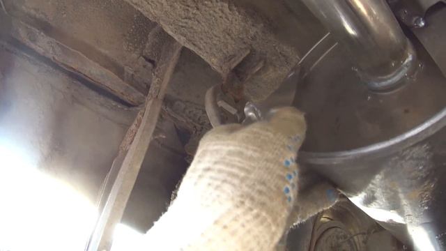 ЗАМЕНА ГЛУШИТЕЛЯ ВАЗ 2115 смотреть онлайн