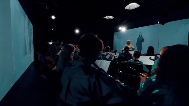 Вероника Сыромля и Народный русский оркестр "Садко" - Оренбургский пуховый платок смотреть онлайн