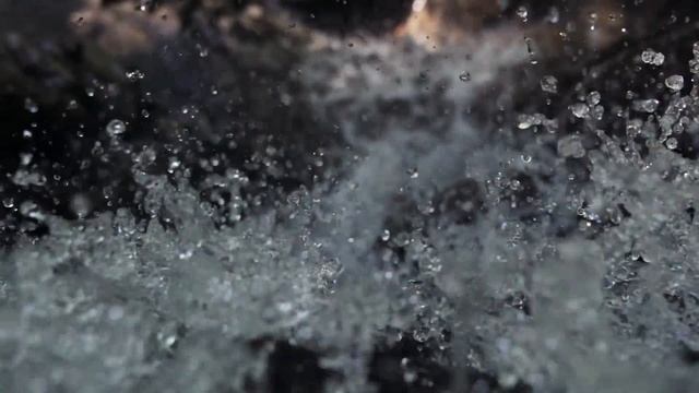 БОСОЙ НОГОЙ В ТРАВУ СТУПАЮ смотреть онлайн