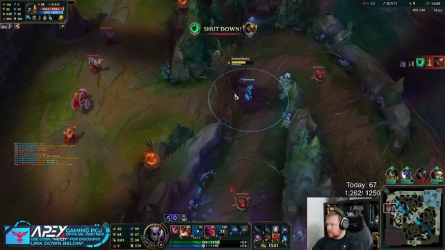 I MADE THE ENEMY BOT QUIT BOT LANE! SHACO! | League of Legends смотреть онлайн