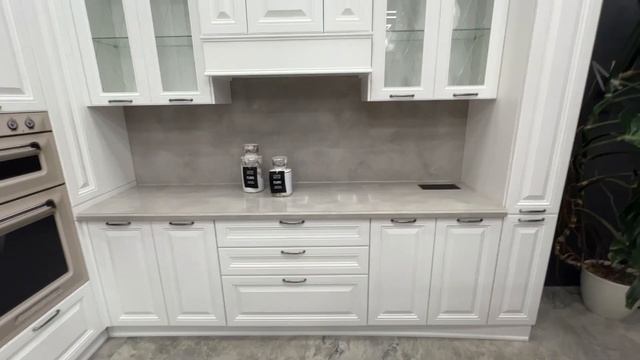 Обзор кухни в классическом стиле. FURIO. Мебель на заказ смотреть онлайн