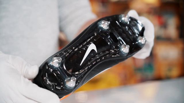 Nike Tiempo Legend 4 Vibes | Future DNA Tiempo 8 First Look Review смотреть онлайн