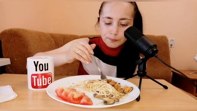 МУКБАНГ| ПАСТА ?С МИДИЯМИ В СЛИВОЧНОМ СОУСЕ| Ответы на вопросы| MUKBANG| ASMR смотреть онлайн