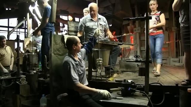 Стеклозавод "НЕМАН". Производство хрусталя. Фужер. смотреть онлайн