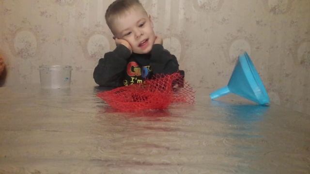 Жвачка для рук в сетке смотреть онлайн