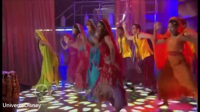 Shake It Up - "Aaja Na" Bollywood Dance (from "Parent Trap It Up") смотреть онлайн