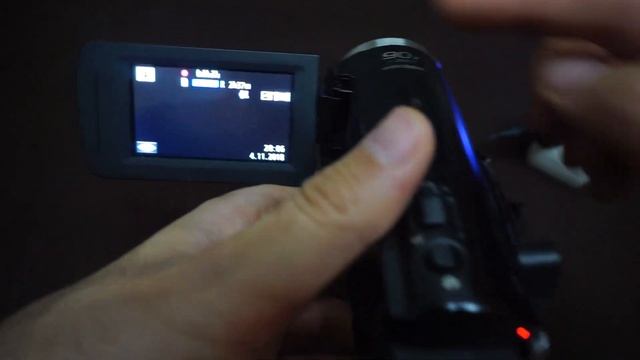 Can I Charge the camera while Recording? (Panasonic HC-V270) смотреть онлайн