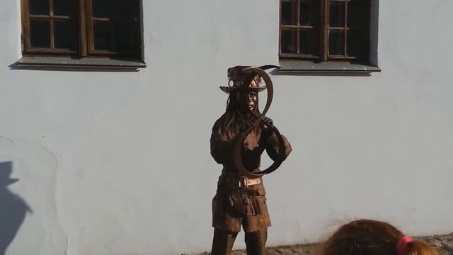 Уличный актер мим в стиле стимпанк смотреть онлайн