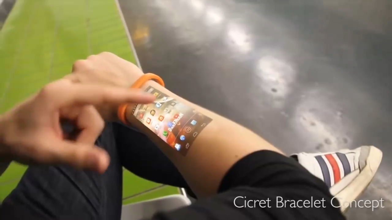 LumiWatch - полноценные смарт-часы с лазерным проектором