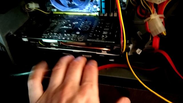 СГОРЕЛ КОМПЬЮТЕР !!! (сгорел переходник 6pin на 1066) смотреть онлайн