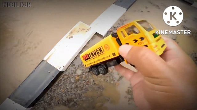 Mainan Mobil Mobilan, Mobil Balap, Mobil Monster,Kereta Api, Tank Baja, Truk Oleng. Truk Pasir