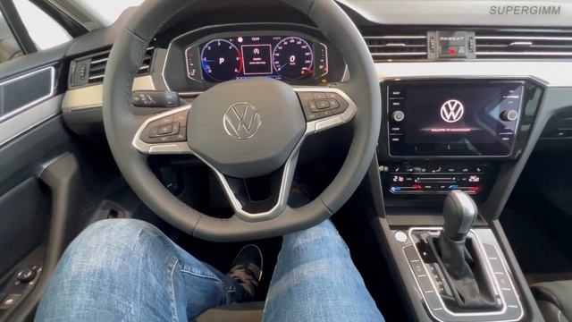 2023 Volkswagen PASSAT Variant Elegance | STARTUP & Exhaust sound смотреть онлайн