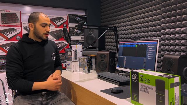 Unboxing Et Test Mackie EM-91C (arabe) - Rock.ma
