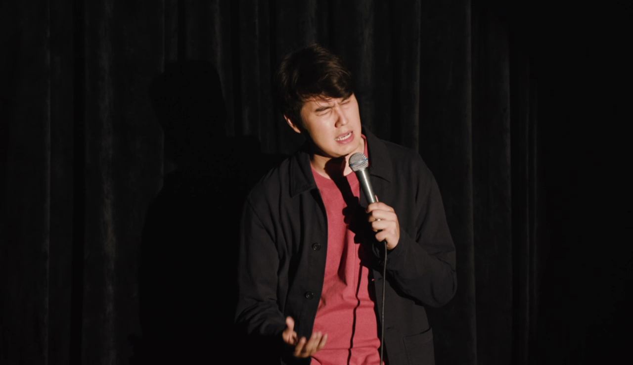 22 КОМИКА: Максим Мунхоев - О двойных стандартах, скинхедах, овощах и фруктах смотреть онлайн